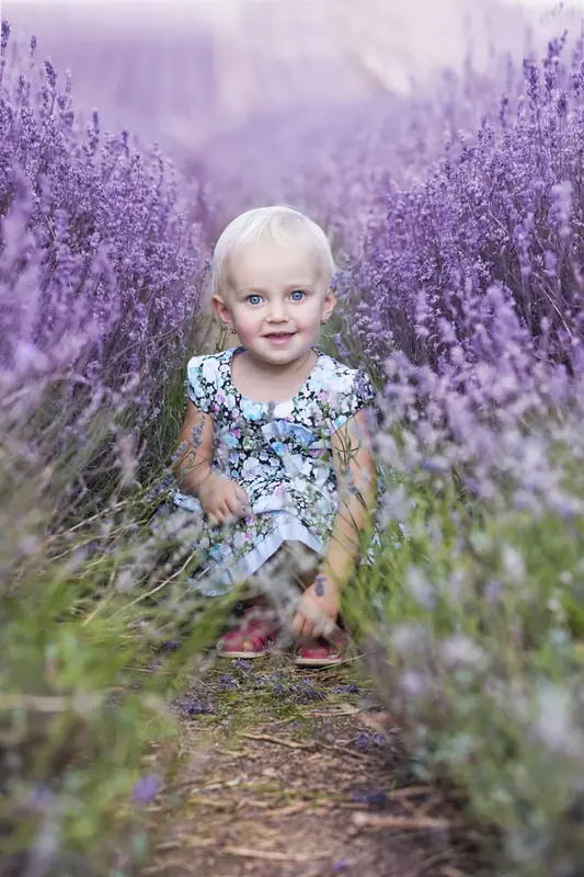 Child photographed by Darina Photography in Barnet, North London