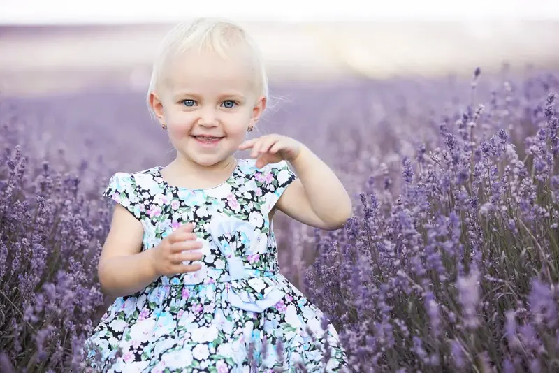 Child photographed by Darina Photography in Barnet, North London