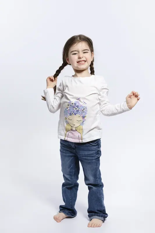 Child photographed by Darina Photography in Barnet, North London