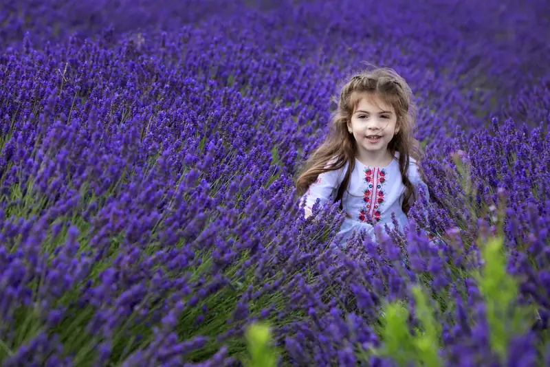 Child photographed by Darina Photography in Barnet, North London