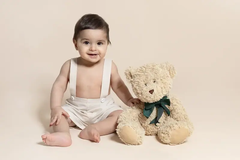 Child photographed by Darina Photography in Barnet, North London