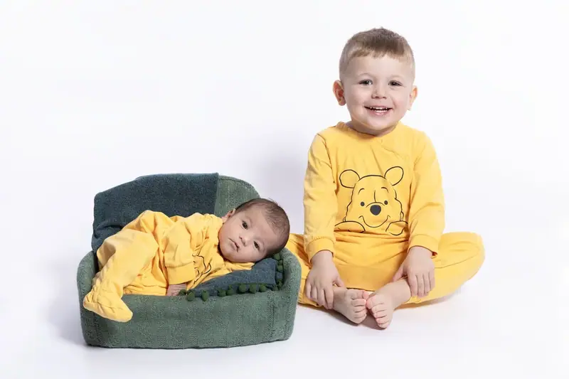 Family photographed by Darina Photography in Barnet, North London