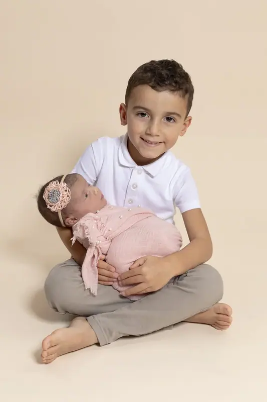 Family photographed by Darina Photography in Barnet, North London