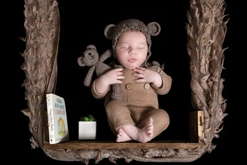 Newborn baby photographed by Darina Photography in Barnet, North London