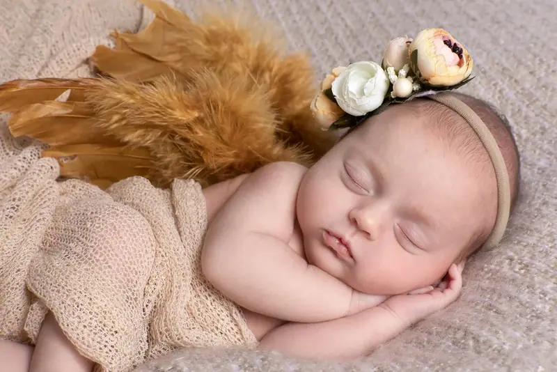 Newborn baby photographed by Darina Photography in Barnet, North London