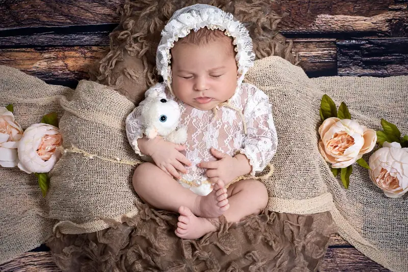 Newborn baby photographed by Darina Photography in Barnet, North London