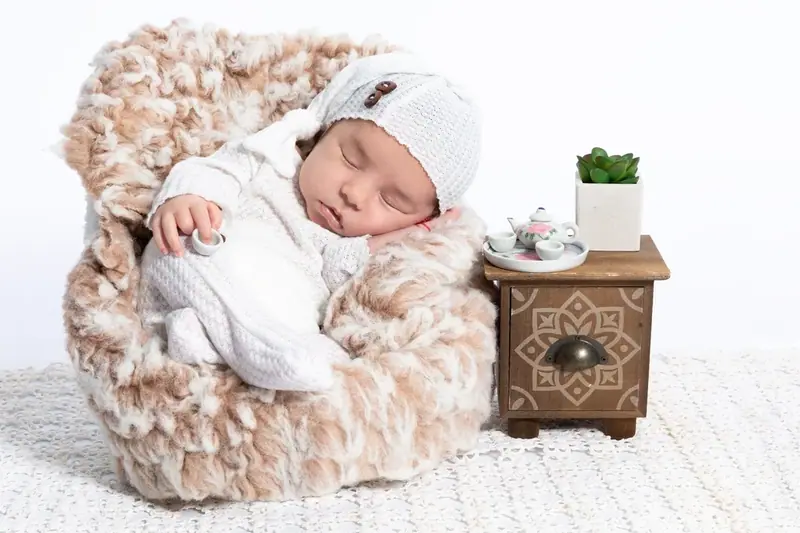 Newborn baby photographed by Darina Photography in Barnet, North London