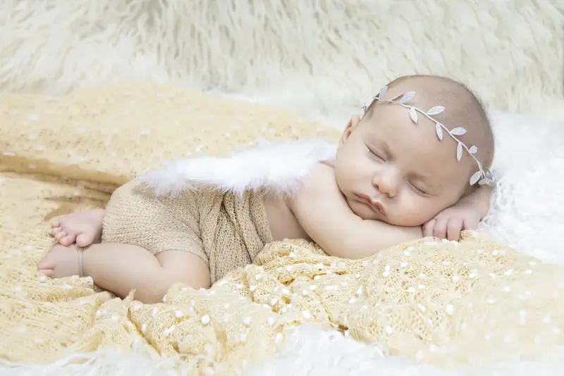 Newborn baby photographed by Darina Photography in Barnet, North London