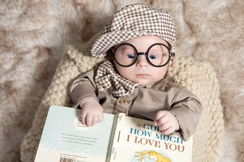 Newborn baby photographed by Darina Photography in Barnet, North London