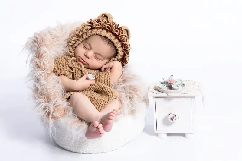 Newborn baby photographed by Darina Photography in Barnet, North London