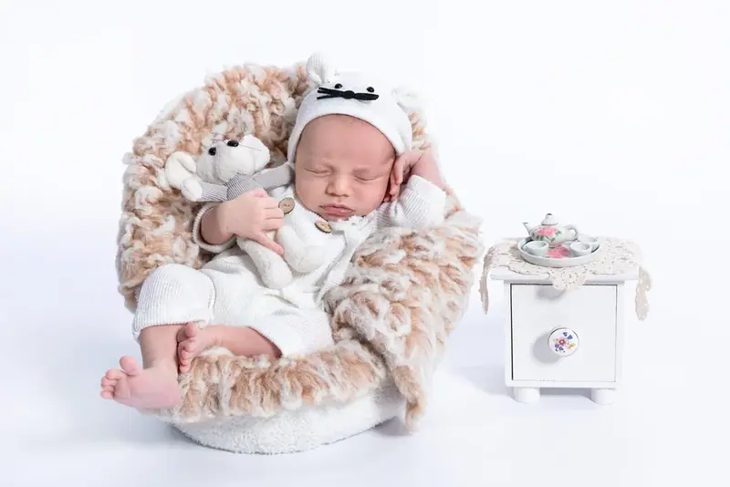Newborn baby photographed by Darina Photography in Barnet, North London
