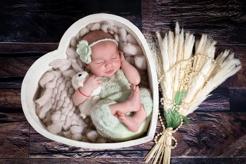 Newborn baby photographed by Darina Photography in Barnet, North London