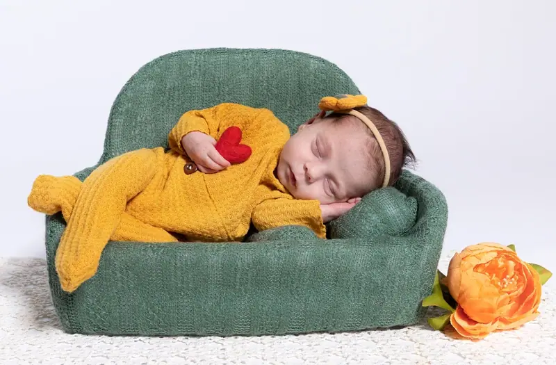 Newborn baby photographed by Darina Photography in Barnet, North London