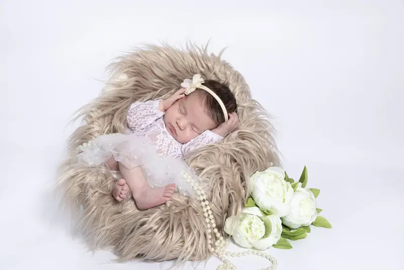 Newborn baby photographed by Darina Photography in Barnet, North London