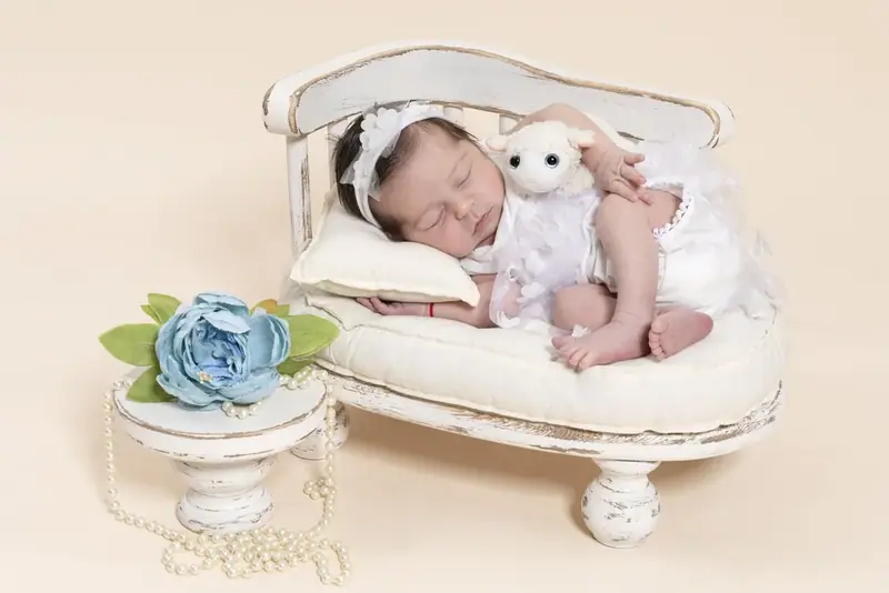 Newborn baby photographed by Darina Photography in Barnet, North London