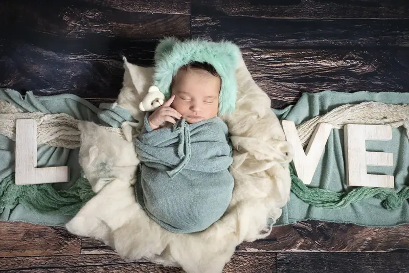 Newborn baby photographed by Darina Photography in Barnet, North London