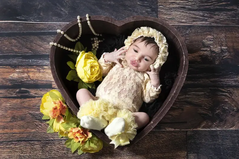 Newborn baby photographed by Darina Photography in Barnet, North London