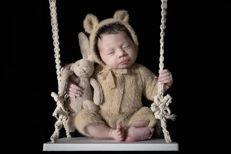 Newborn baby photographed by Darina Photography in Barnet, North London