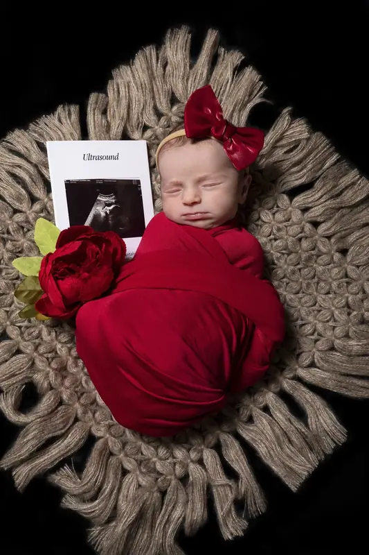 Newborn baby photographed by Darina Photography in Barnet, North London
