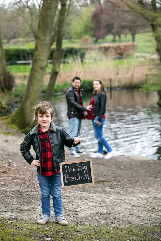 Pregnancy portrait photographed by Darina Photography in Barnet, North London