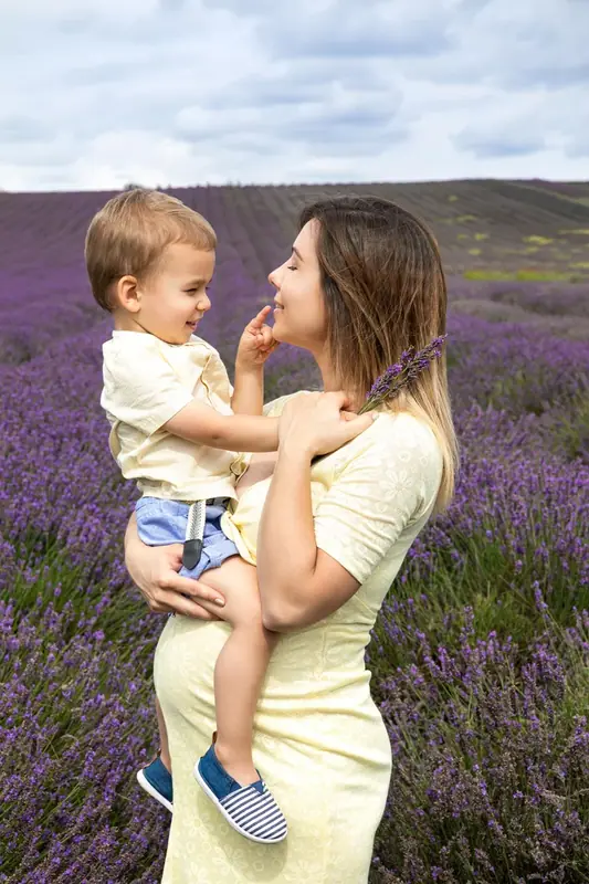 Pregnancy portrait photographed by Darina Photography in Barnet, North London