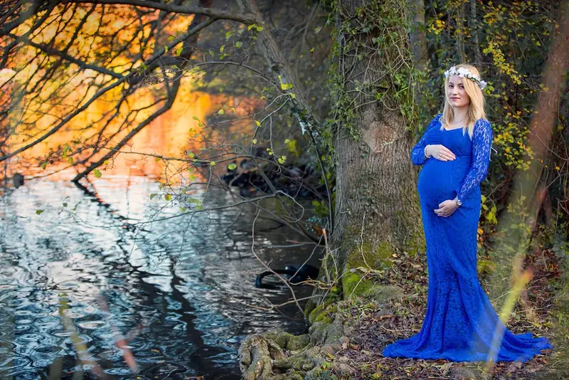 Pregnancy portrait photographed by Darina Photography in Barnet, North London
