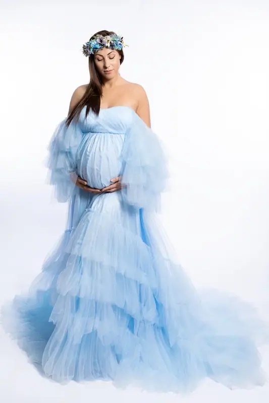 Pregnancy portrait photographed by Darina Photography in Barnet, North London