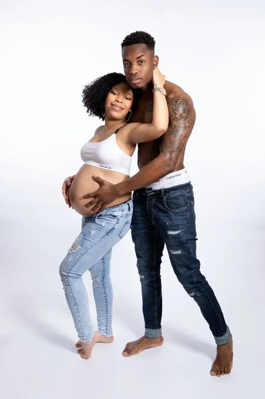 Pregnancy portrait photographed by Darina Photography in Barnet, North London