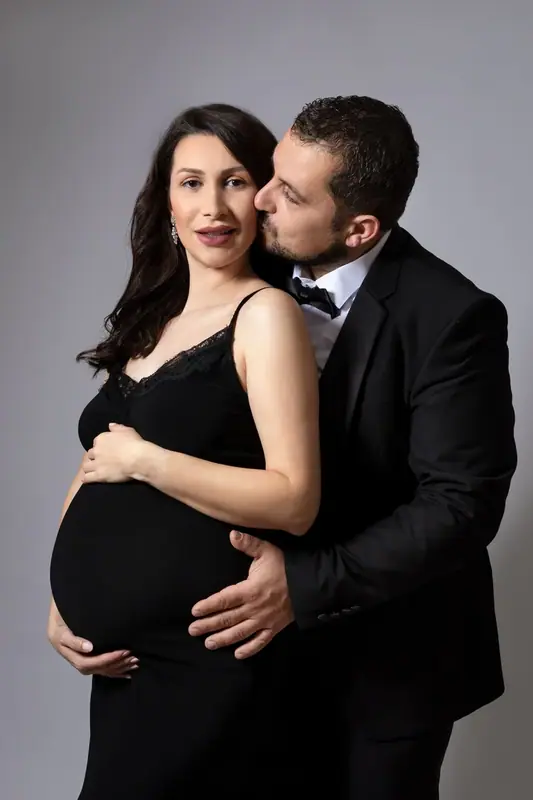 Pregnancy portrait photographed by Darina Photography in Barnet, North London