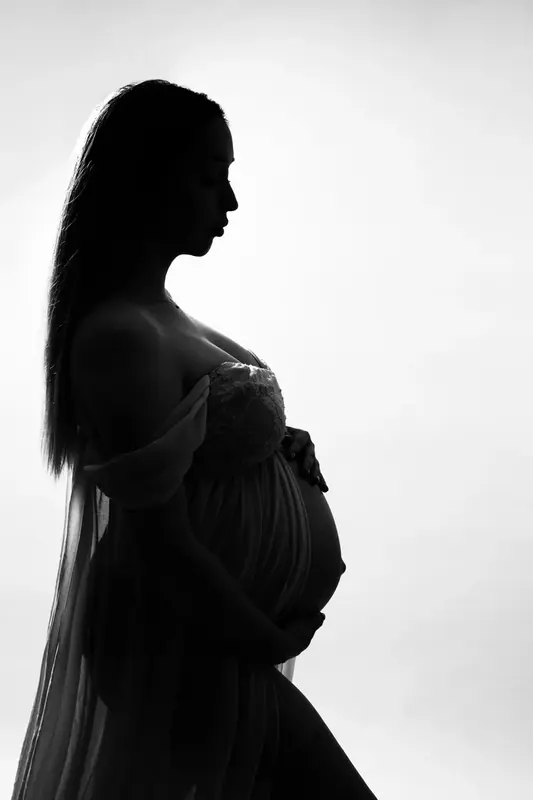 Pregnancy portrait photographed by Darina Photography in Barnet, North London