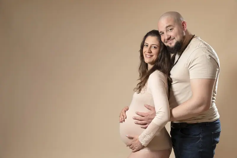 Pregnancy portrait photographed by Darina Photography in Barnet, North London
