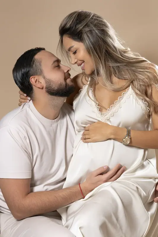 Pregnancy portrait photographed by Darina Photography in Barnet, North London