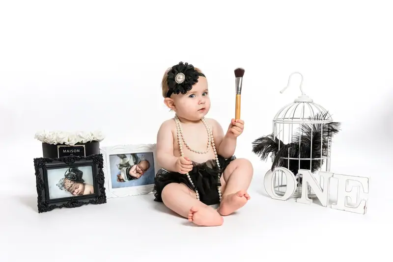 Smash cake birthday session photographed by Darina Photography in Barnet, North London