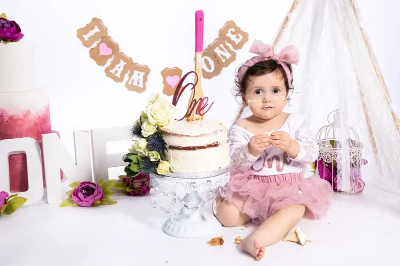 Smash cake birthday session photographed by Darina Photography in Barnet, North London