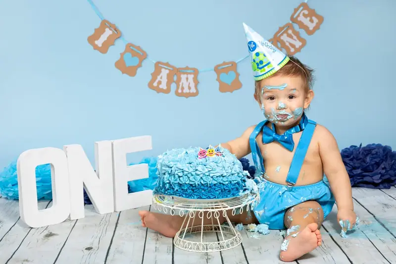 Smash cake birthday session photographed by Darina Photography in Barnet, North London