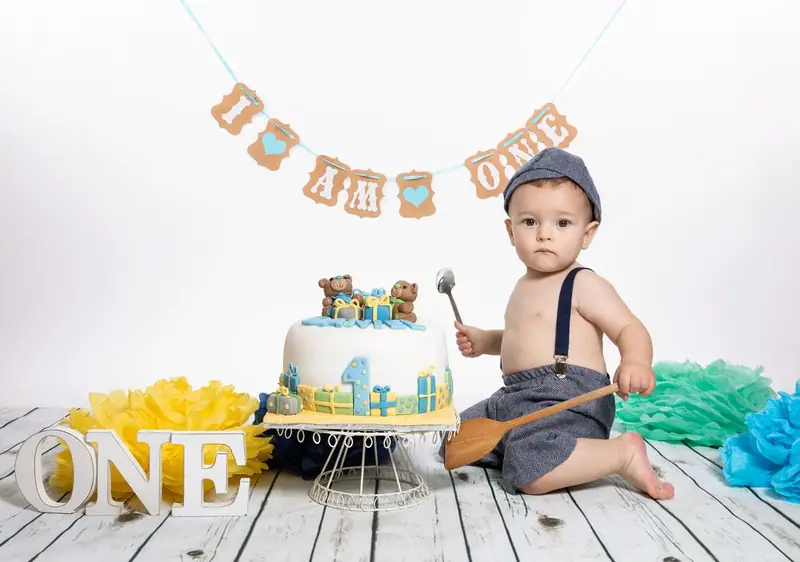 Smash cake birthday session photographed by Darina Photography in Barnet, North London