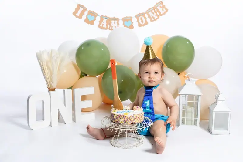 Smash cake birthday session photographed by Darina Photography in Barnet, North London