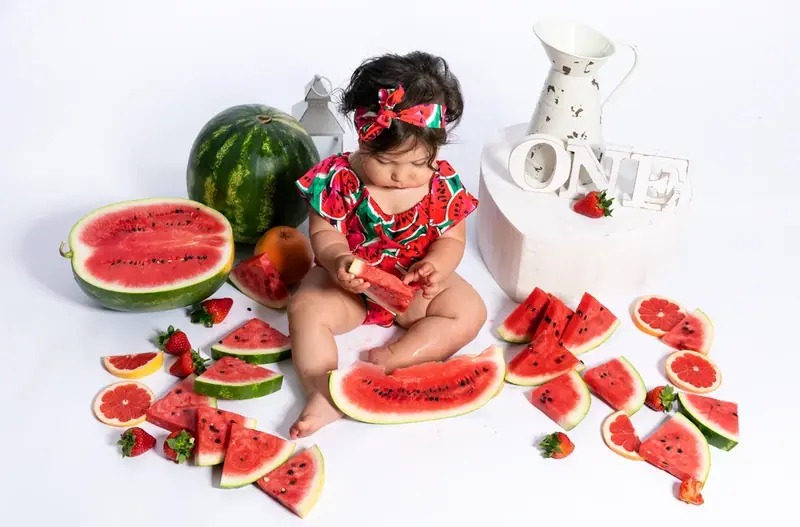 Smash cake birthday session photographed by Darina Photography in Barnet, North London