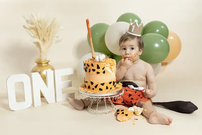 Smash cake birthday session photographed by Darina Photography in Barnet, North London
