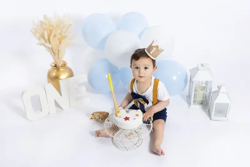 Smash cake birthday session photographed by Darina Photography in Barnet, North London