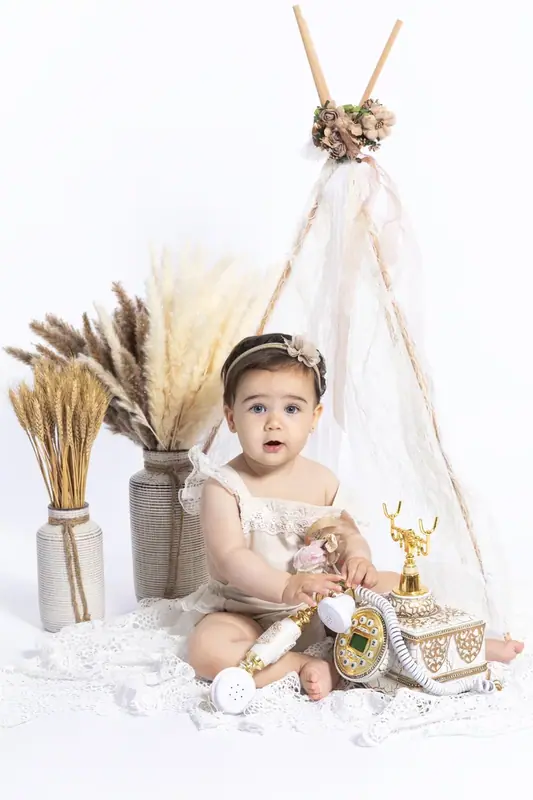 Smash cake birthday session photographed by Darina Photography in Barnet, North London