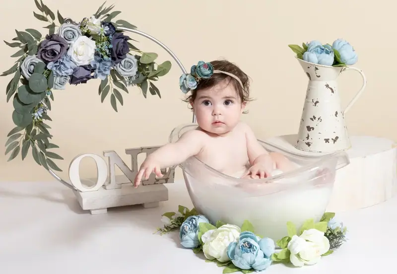 Smash cake birthday session photographed by Darina Photography in Barnet, North London