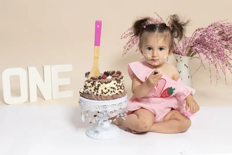 Smash cake birthday session photographed by Darina Photography in Barnet, North London