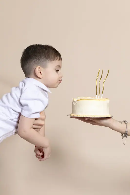 Smash cake birthday session photographed by Darina Photography in Barnet, North London